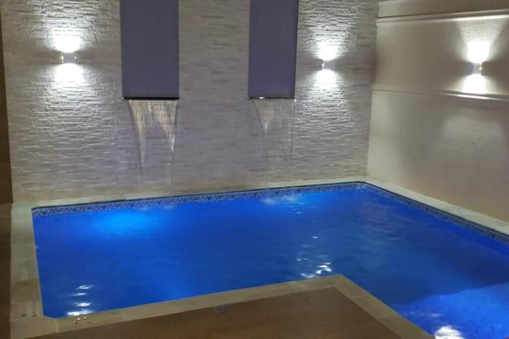 הוילה איטפצ'נינגה Casa Com Piscina Aquecida E Wi-Fi מראה חיצוני תמונה